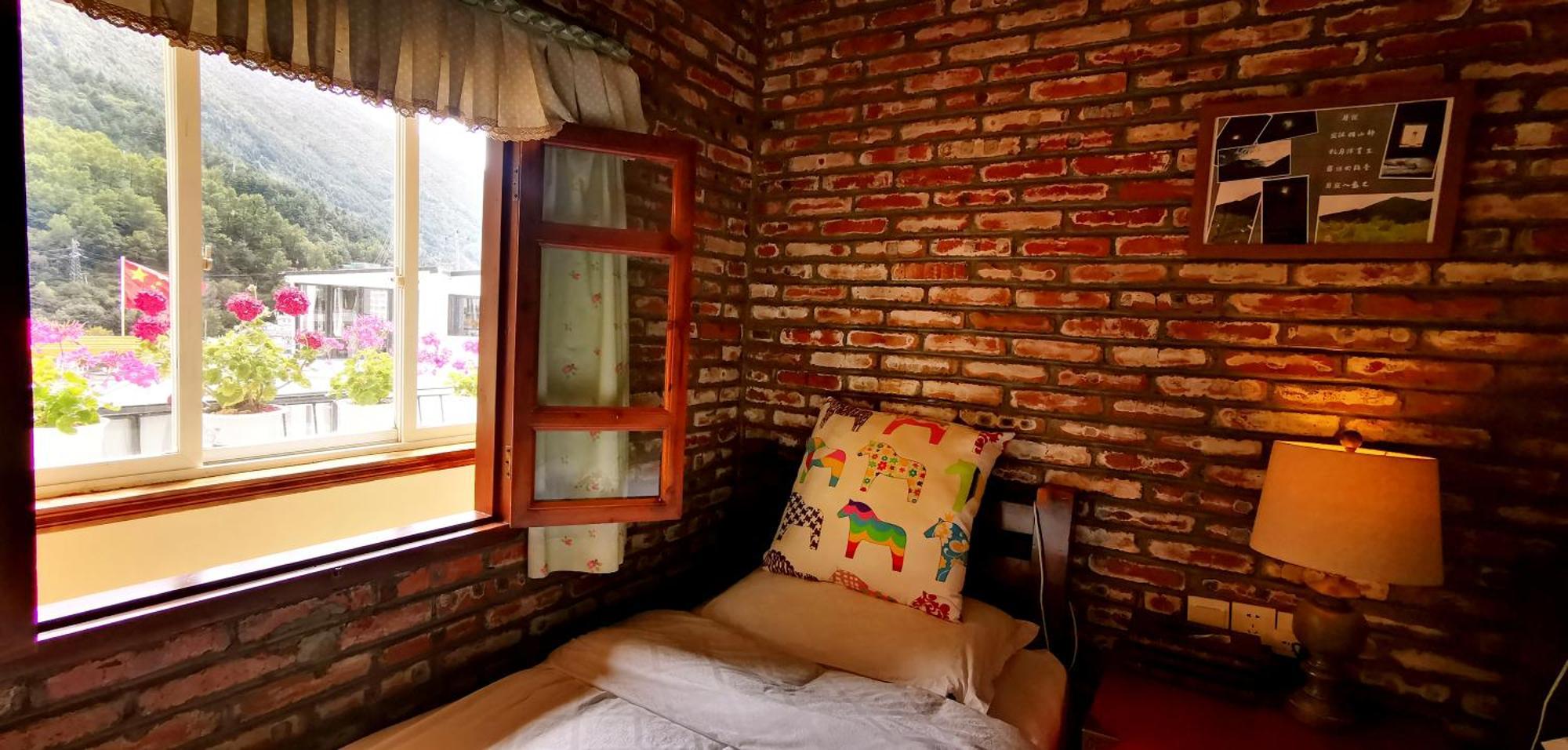 Kangding Guozhuang Nan Wu Hao Boutique Inn Buitenkant foto