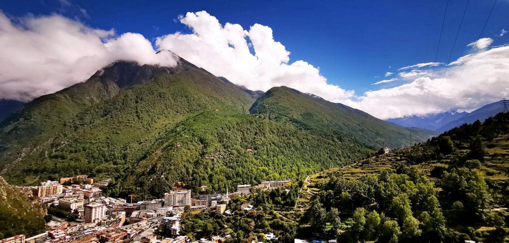 Kangding Guozhuang Nan Wu Hao Boutique Inn Buitenkant foto